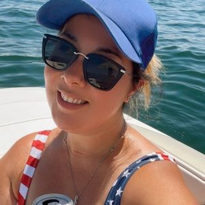 Meet your Posher, Gabrielle